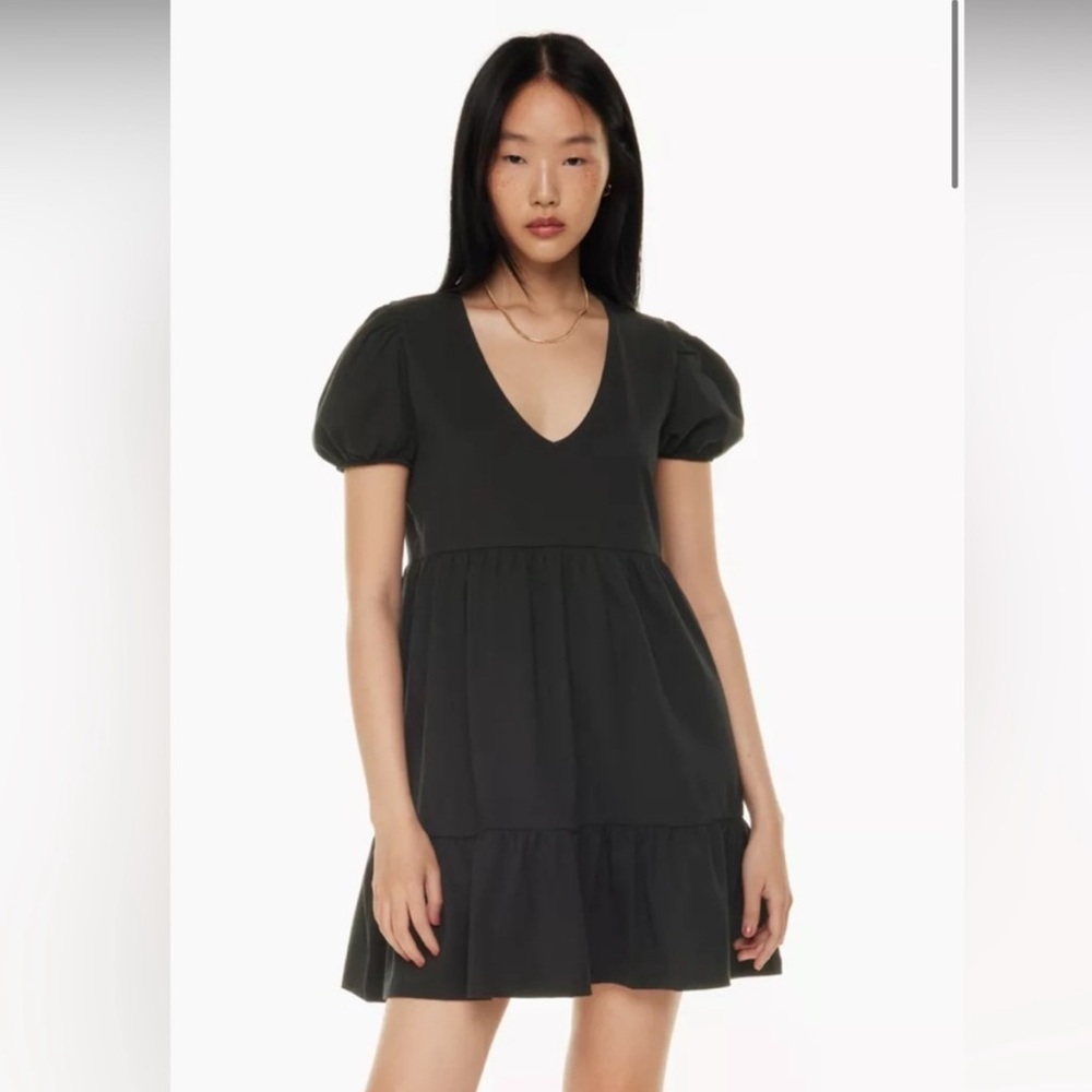 Aritzia Sun-deh Sunday Best Cruise Tiered Babydoll Dress in Black, M, cotton